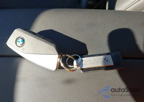 2026 BMW Ix xDrive45 z USA, uszkodzony, nr VIN WB543CF04TCW81876